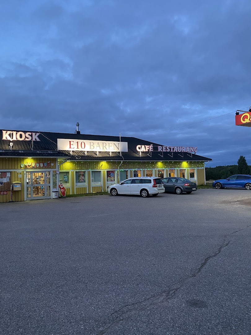 Food and atmosphere
